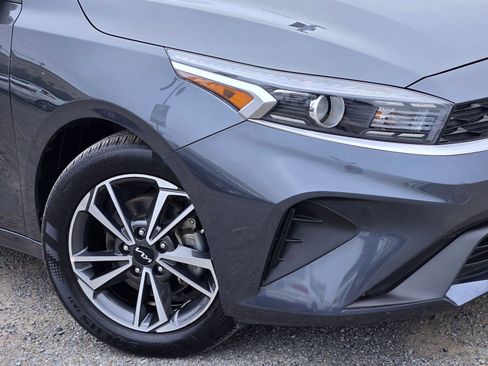 Certified 2023 Kia Forte LXS w/ LXS Technology Package image 9