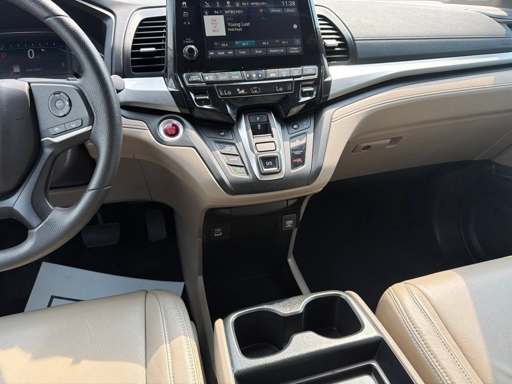 Certified 2024 Honda Odyssey EX image 15