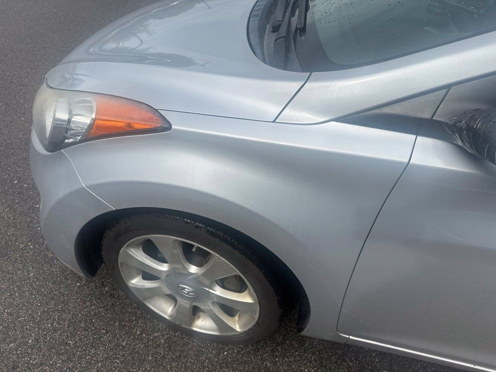 Used 2012 Hyundai Elantra Limited FWD image 21
