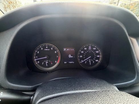 Used 2018 Hyundai Tucson Value w/ Cargo Package image 10