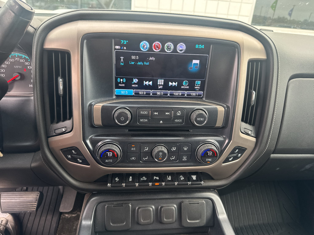 Used 2017 GMC Sierra 2500 Denali w/ Duramax Plus Package AWD/4WD image 10