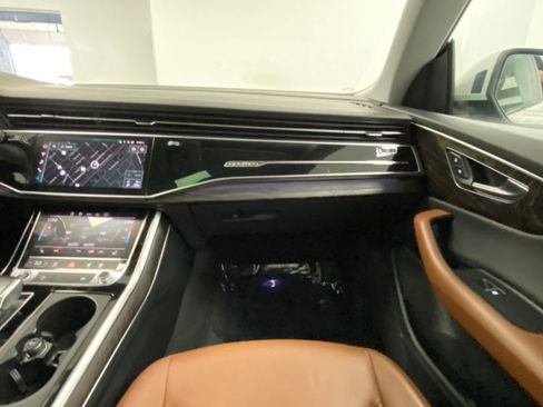 Used 2022 Audi Q8 Premium AWD/4WD image 25