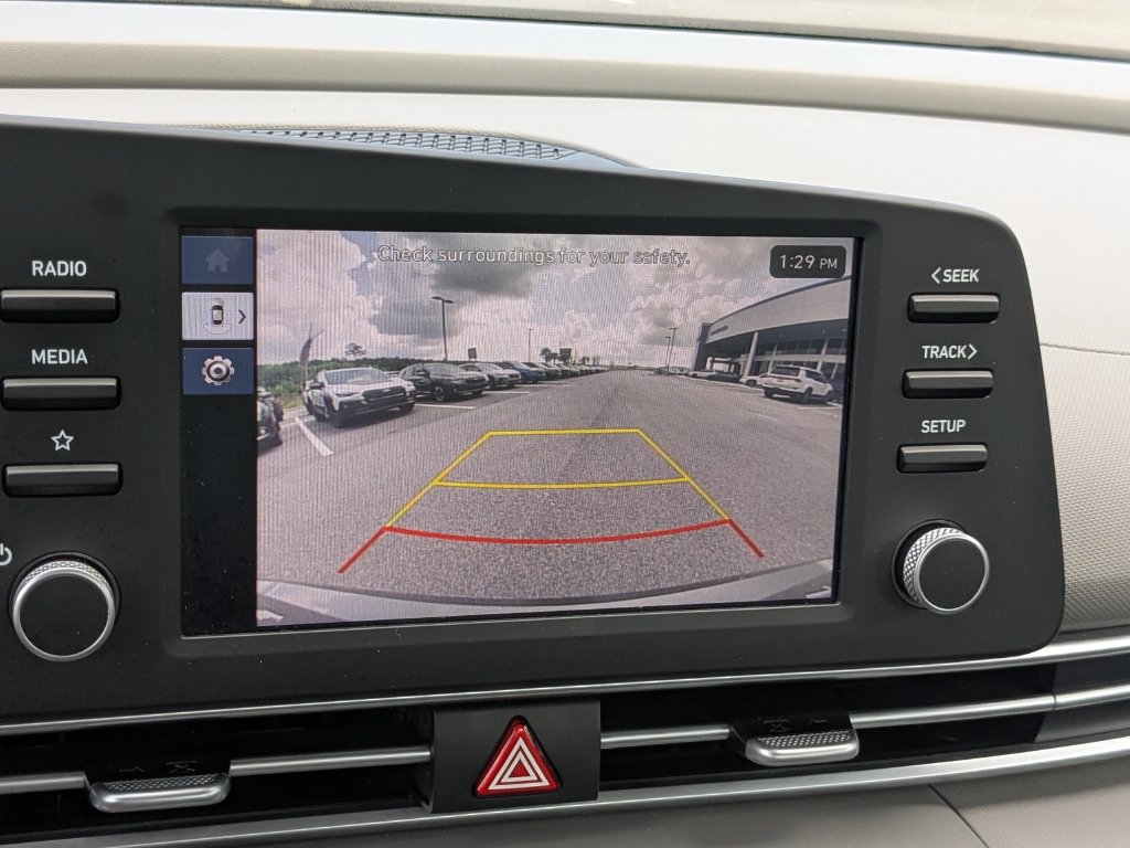 Used 2026 Hyundai Elantra Hybrid FWD image 19