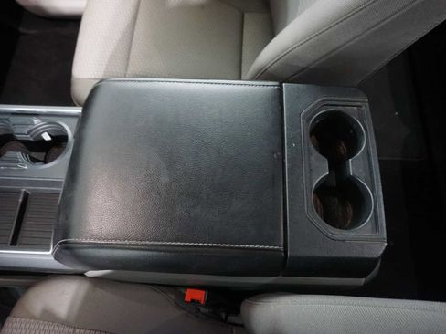 Used 2020 Ford F250 XLT w/ XLT Premium Package image 18