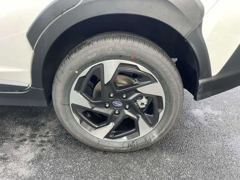 New 2025 Subaru Crosstrek 2.5i Limited w/ Crosstrek Mirror Package image 6