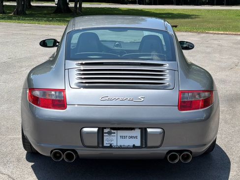 Used 2006 Porsche 911 Carrera S RWD image 5