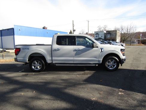 Used 2024 Ford F150 XLT image 9