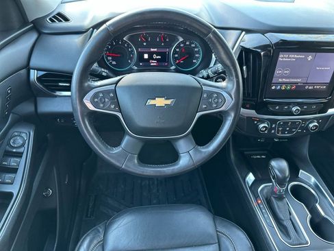 Used 2021 Chevrolet Traverse Premier w/ Redline Edition FWD image 13