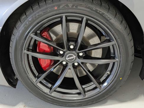 Used 2024 Nissan Z Performance w/ Floor Mat Package image 3