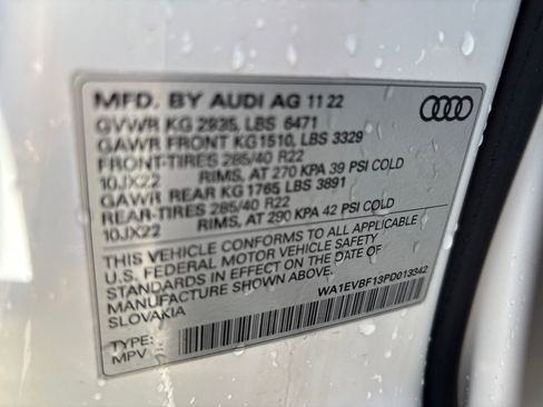 Used 2023 Audi Q8 Premium Plus w/ Premium Plus Package AWD/4WD image 24