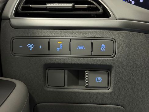 Used 2022 Hyundai Palisade SE image 15