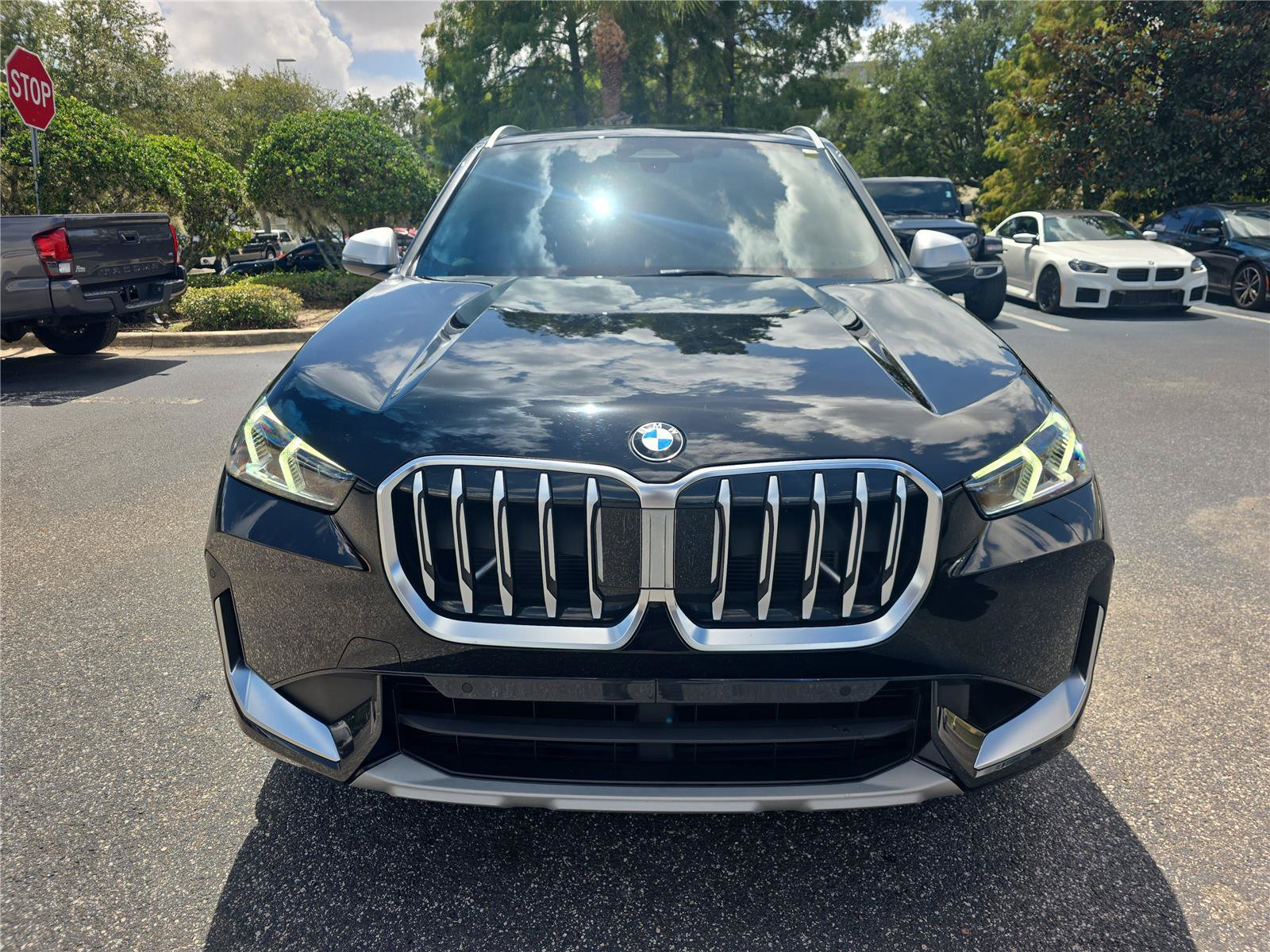 Certified 2023 BMW X1 xDrive28i w/ Convenience Package AWD/4WD image 2