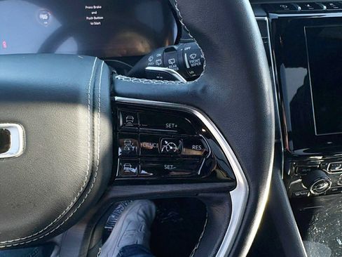 Used 2022 Jeep Grand Cherokee Overland image 15