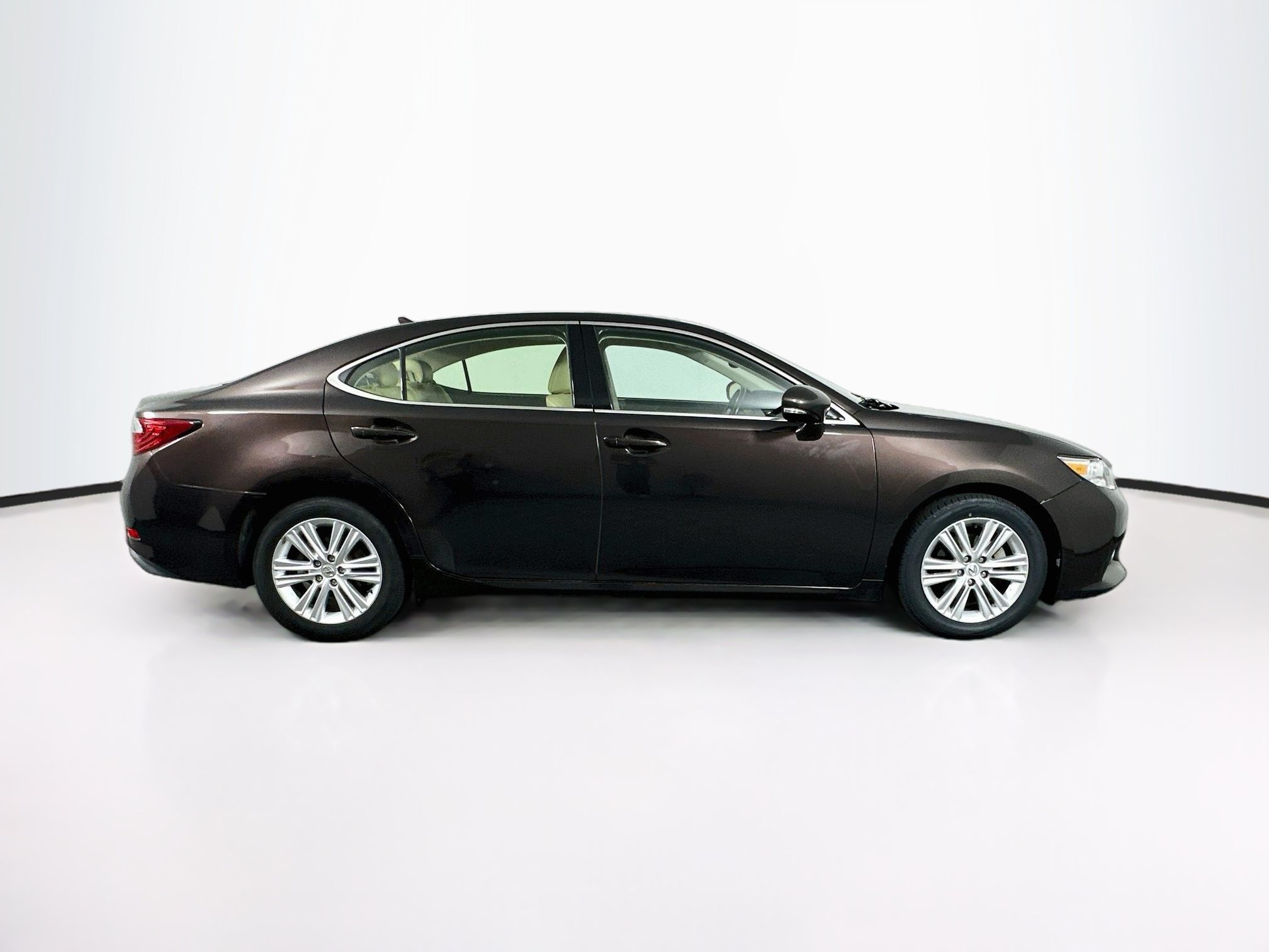 Used 2014 Lexus ES 350 w/ Premium Package FWD image 10