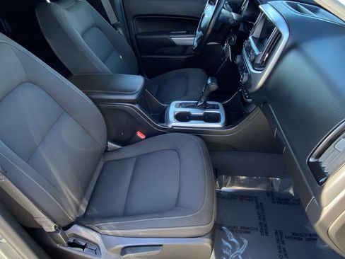 Used 2020 Chevrolet Colorado LT w/ Safety Package image 11