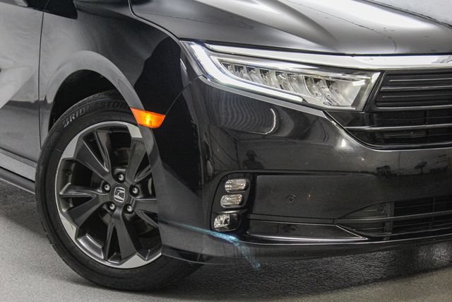Used 2024 Honda Odyssey Elite image 3