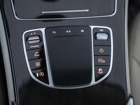 Certified 2021 Mercedes-Benz GLC 300 image 19