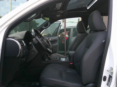 Used 2022 Lexus GX 460 Premium AWD/4WD image 9