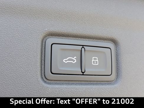 New 2025 Audi SQ6 e-tron Premium Plus image 14