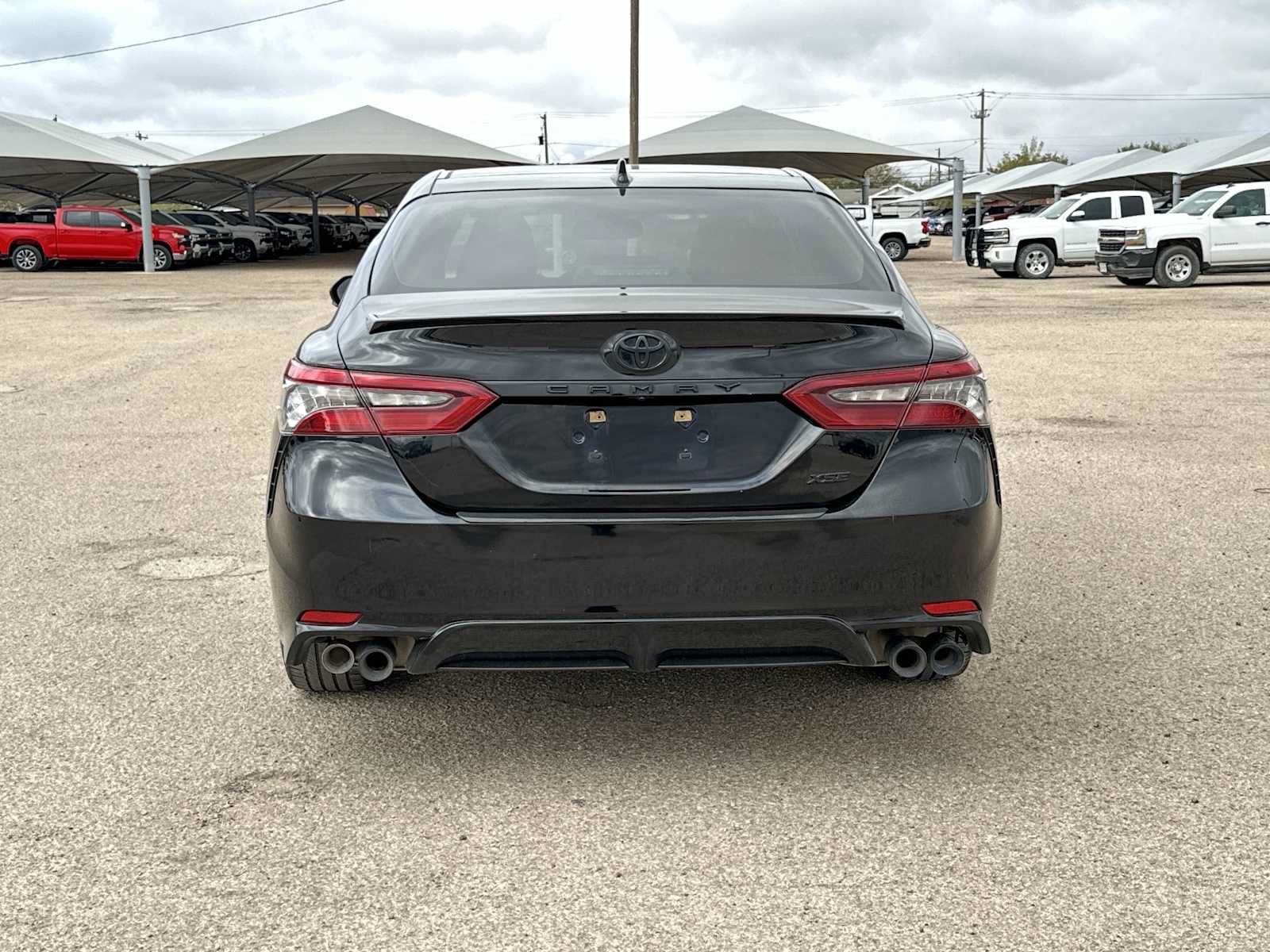 Used 2021 Toyota Camry XSE FWD image 13