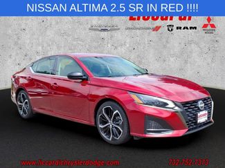 Used 2023 Nissan Altima 2.5 SR FWD video 1