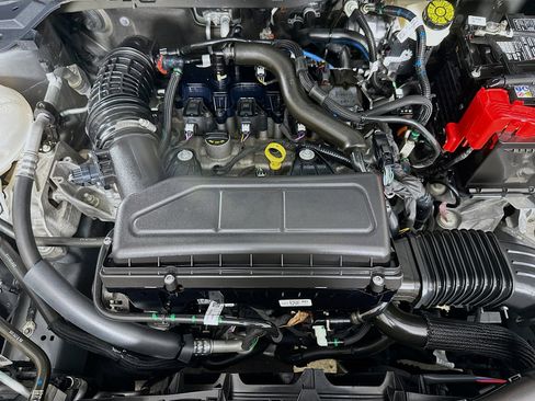 Used 2025 Ford Escape Active AWD/4WD image 33