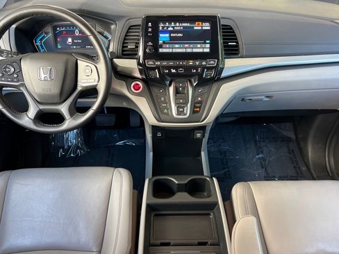 Used 2023 Honda Odyssey EX-L image 15