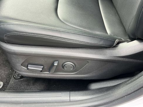 Used 2023 Kia Sportage EX image 28