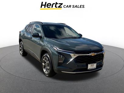 Used 2025 Chevrolet Trax LT