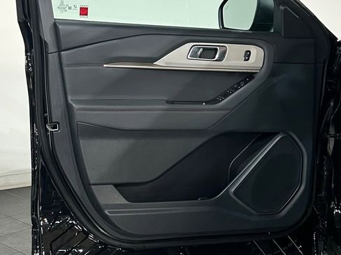 New 2026 Ford Explorer Active w/ Active Comfort Package image 45