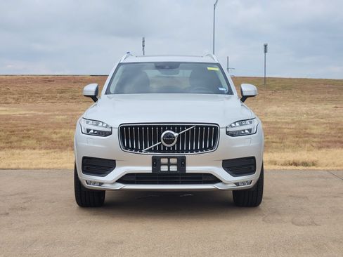 Used 2021 Volvo XC90 T6 Momentum w/ Protection Package Premier AWD/4WD image 6