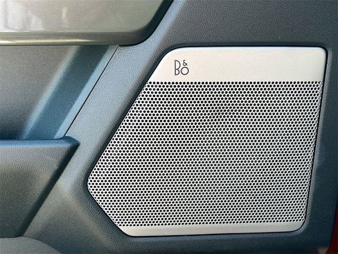 Used 2023 Ford F150 Lariat w/ Equipment Group 502A High image 19