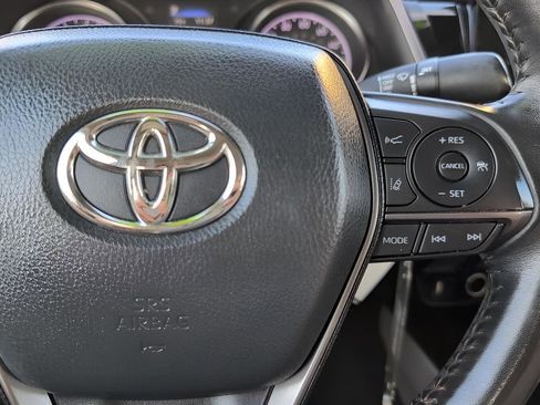 Used 2023 Toyota Camry SE image 16