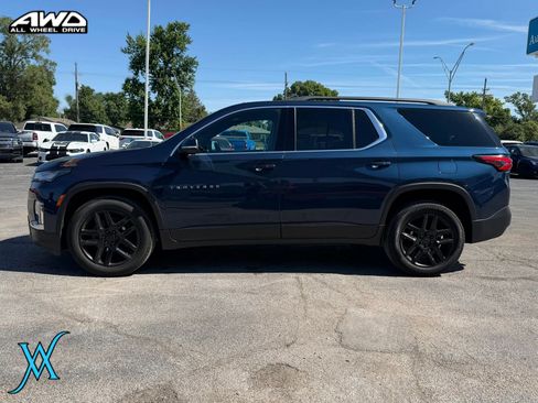 Used 2023 Chevrolet Traverse LT AWD/4WD image 4
