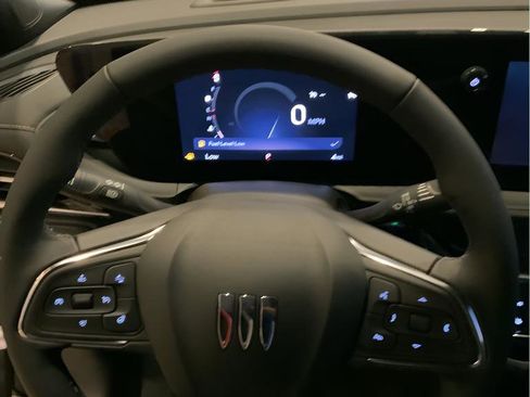 New 2026 Buick Envista Avenir image 10