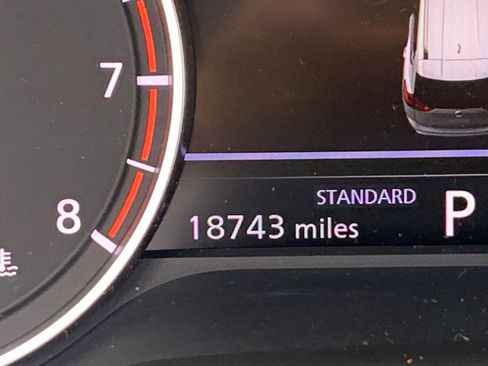 Used 2025 Nissan Rogue SV image 22