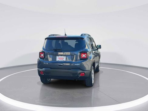 Used 2021 Jeep Renegade Latitude w/ Sun & Sound Group image 7