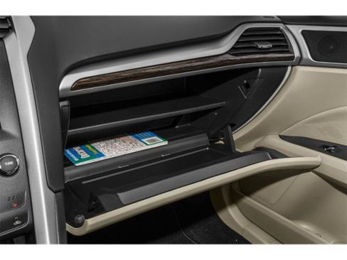 Used 2015 Ford Fusion Titanium image 17