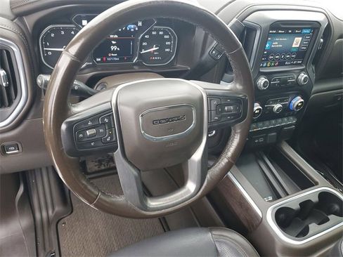 Used 2021 GMC Sierra 2500 Denali w/ Denali Ultimate Package image 18