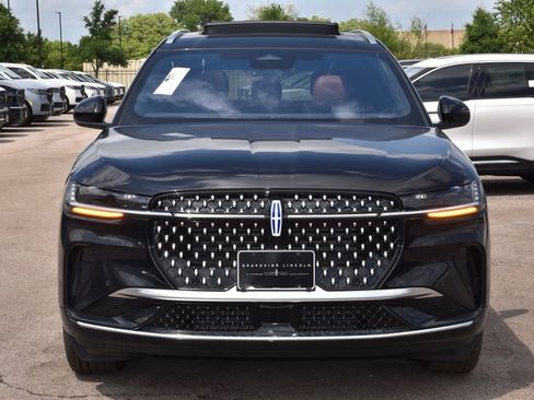 New 2026 Lincoln Nautilus Reserve AWD/4WD image 9