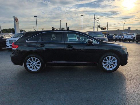 Used 2012 Toyota Venza LE AWD/4WD image 6