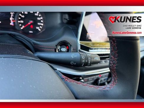 Used 2025 Jeep Compass Trailhawk image 46