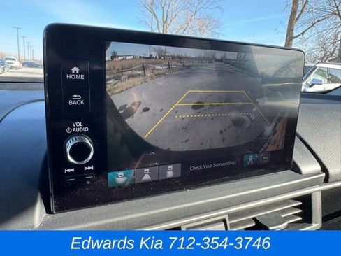 Used 2023 Honda Pilot EX-L image 25