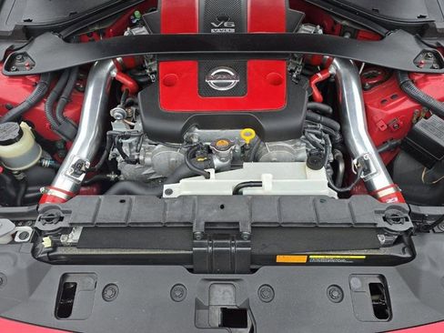 Used 2009 Nissan 370Z Touring w/ Sport Pkg image 10