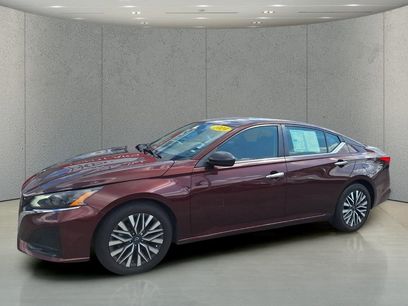 Used 2024 Nissan Altima 2.5 SV