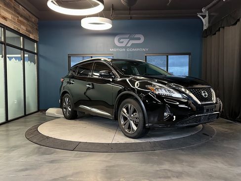 Used 2020 Nissan Murano Platinum w/ Cargo Package image 1