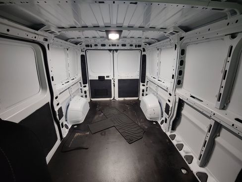 Used 2021 RAM ProMaster 3500 w/ Convenience Group image 12