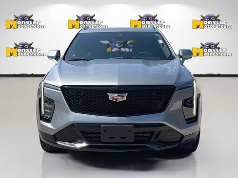 Used 2024 Cadillac XT4 Sport AWD/4WD image 2