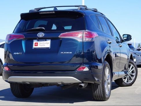 Used 2017 Toyota RAV4 Platinum w/ Cargo Management Package image 4