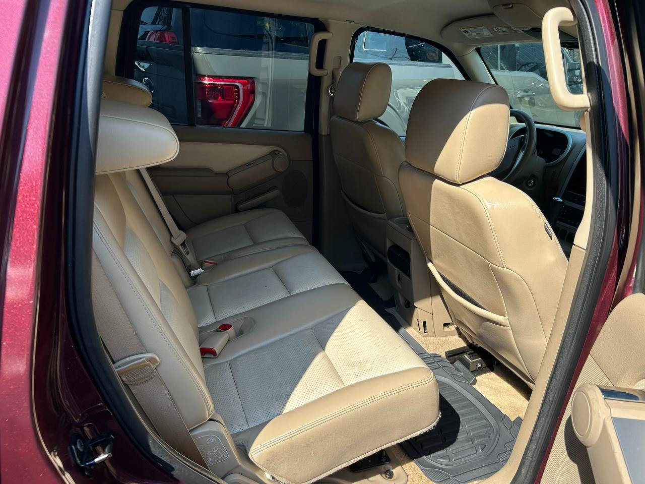 Used 2007 Mercury Mountaineer AWD image 9